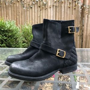 Steve Madden Black Leather Belted Boots